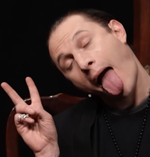 Користувач Denchik1002